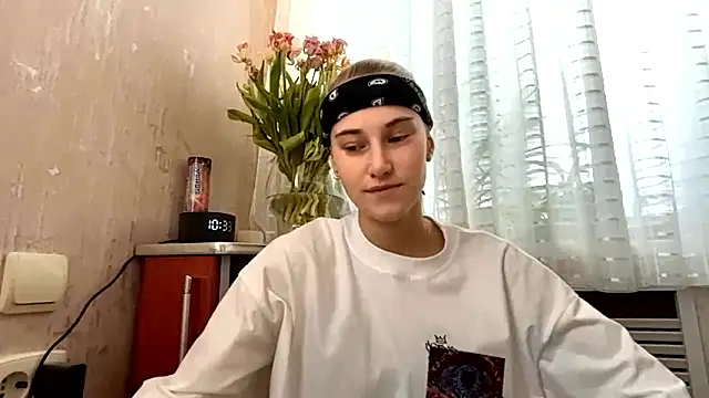 DannieColla online show from 03/18/26, 07:33