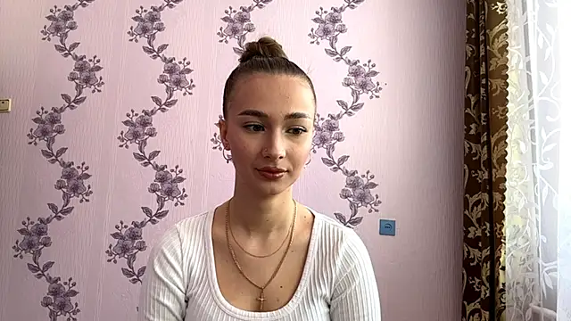 Snapshot of LacieHelaire chatting on 02/27/26, 07:30 LacieHelaire online show from 02/27/26, 07:30