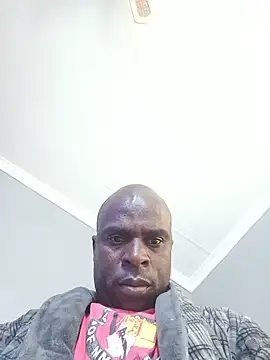 Snapshot of ShowingFilum chatting on 07/18/26, 11:25 ShowingFilum online show from 07/18/26, 11:25