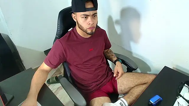 Xanderstone00 online show from 02/17/26, 07:09