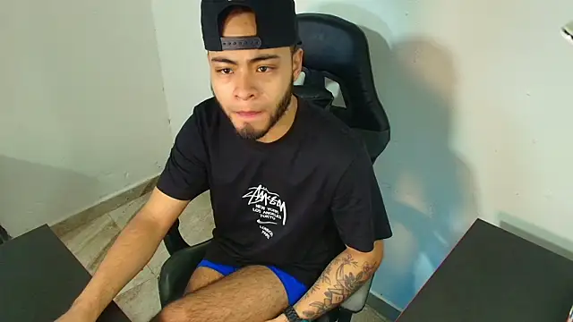 Xanderstone00 online show from 02/24/26, 05:00