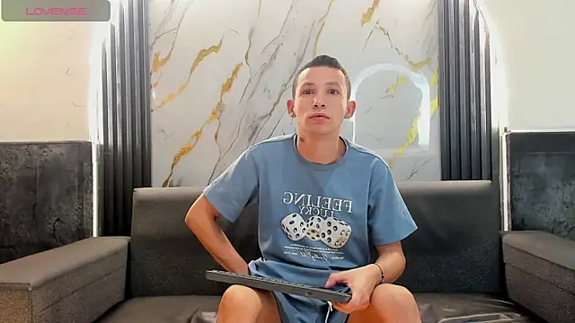 Isaak 26 online show from 04/23/26, 10:58