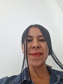 Alannys19 online show from 03/18/26, 08:01