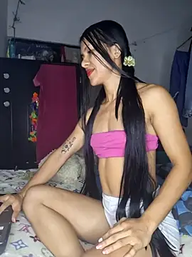 Alannys19 online show from 04/24/26, 02:36