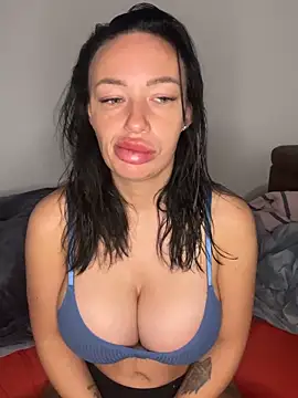 SaraHotDiamond xoxo online show from 04/29/26, 06:28