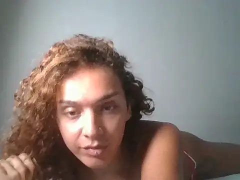 Snapshot of 4petitosa_ chatting on 02/08/26, 05:49 4petitosa online show from 02/08/26, 05:49