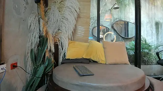 sophieBlair  online show from 02/26/26, 07:13