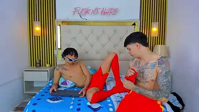 Adventurous Boys online show from 04/09/26, 06:02