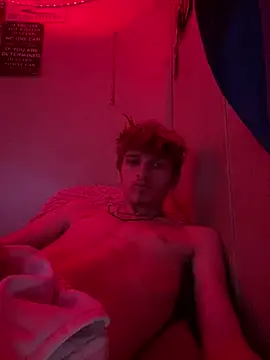 bennyhudson1 online show from 05/18/26, 01:56