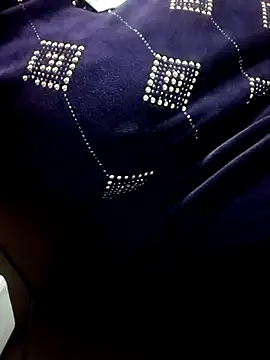 Snapshot of Simran_008 chatting on 02/17/26, 09:43 Simran 008 online show from 02/17/26, 09:43