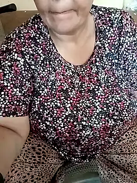 Snapshot of Simran_008 chatting on 07/25/26, 05:27 Simran 008 online show from 07/25/26, 05:27