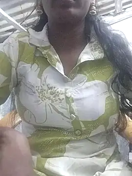 Snapshot of telugusailaja chatting on 02/16/26, 05:20 telugusailaja online show from 02/16/26, 05:20