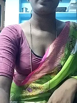 Snapshot of telugusailaja chatting on 05/09/26, 05:40 telugusailaja online show from 05/09/26, 05:40