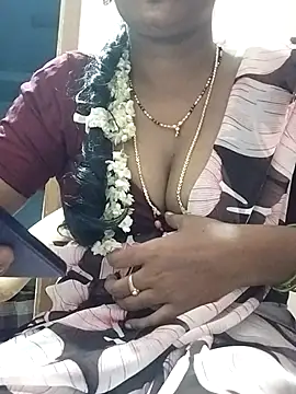 Snapshot of telugusailaja chatting on 06/07/26, 06:33 telugusailaja online show from 06/07/26, 06:33