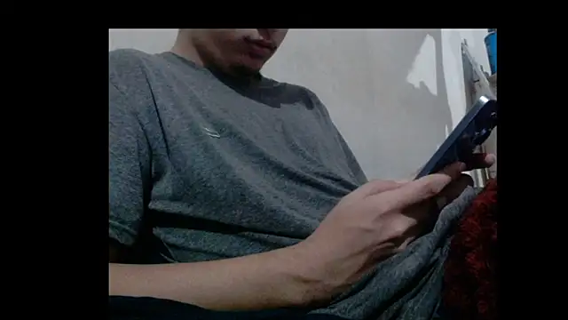 Snapshot of Rodri1k chatting on 02/16/26, 03:35 Rodri1k online show from 02/16/26, 03:35