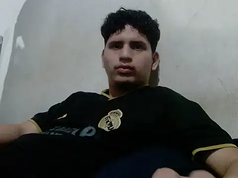 Snapshot of Rodri1k chatting on 02/20/26, 05:15 Rodri1k online show from 02/20/26, 05:15