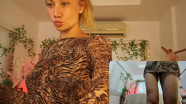 Snapshot of AuggieRich chatting on 02/23/26, 05:16 AuggieRich online show from 02/23/26, 05:16