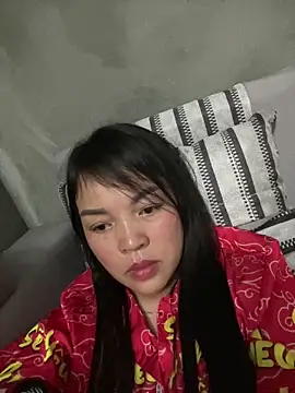 Strawberry-wet online show from 02/21/26, 12:33