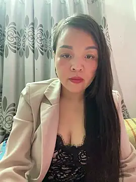 Strawberry-wet online show from 02/25/26, 03:38