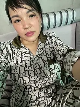 Strawberry-wet online show from 04/06/26, 06:14