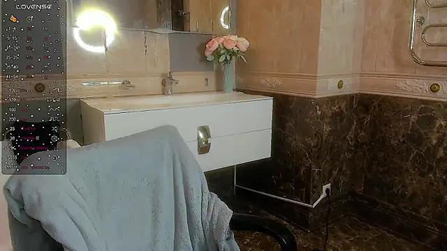 EmilyTrase online show from 04/01/26, 01:17