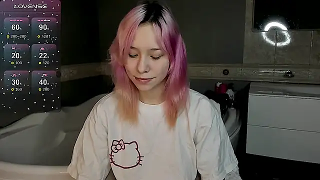 EmilyTrase online show from 04/09/26, 01:16