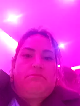 Snapshot of Julia2027 chatting on 02/24/26, 02:20 Julia2027 online show from 02/24/26, 02:20