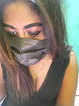 Snapshot of Revanthika-27 chatting on 02/20/26, 09:00 Revanthika-27 online show from 02/20/26, 09:00