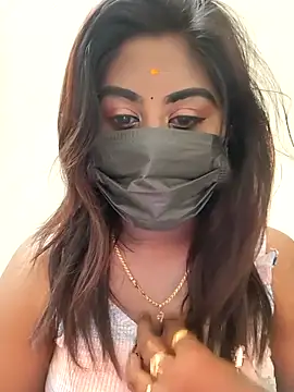 Snapshot of Revanthika-27 chatting on 02/23/26, 06:16 Revanthika-27 online show from 02/23/26, 06:16