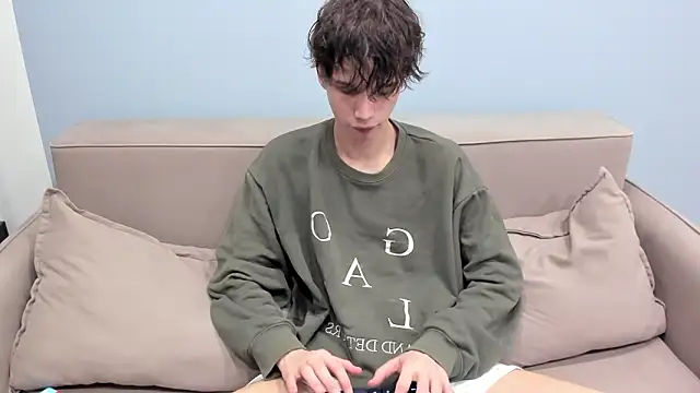 Ur NextDoor Boy online show from 02/16/26, 07:54