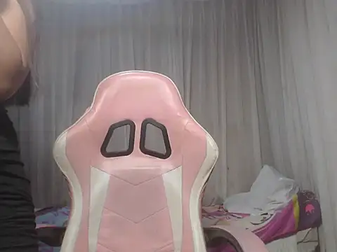 lyn67 online show from 02/19/26, 02:18