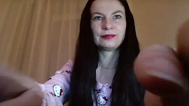 Clover Shine online show from 02/17/26, 06:47