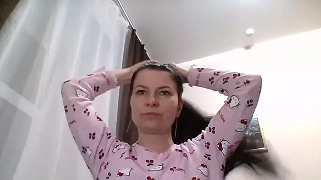 Clover Shine online show from 02/19/26, 05:20