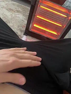 Snapshot of fenasixx chatting on 02/25/26, 11:42 fenasixx online show from 02/25/26, 11:42