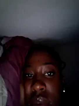 Snapshot of xixi080 chatting on 02/18/26, 08:05 xixi080 online show from 02/18/26, 08:05