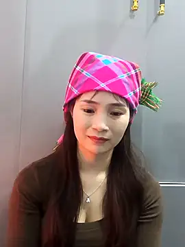 Snapshot of -Dumi- chatting on 02/11/26, 01:05 -Dumi- online show from 02/11/26, 01:05