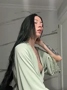 Karmenlovex online show from 04/21/26, 08:55