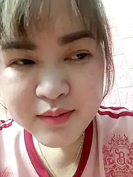 Snapshot of Kee-kimlee chatting on 02/16/26, 02:18 Kee-kimlee online show from 02/16/26, 02:18