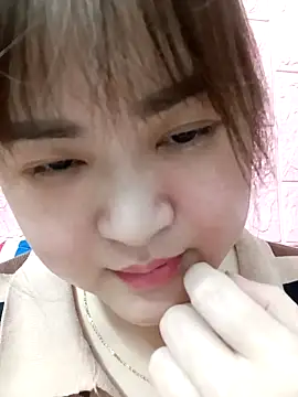 Snapshot of Kee-kimlee chatting on 02/17/26, 02:30 Kee-kimlee online show from 02/17/26, 02:30