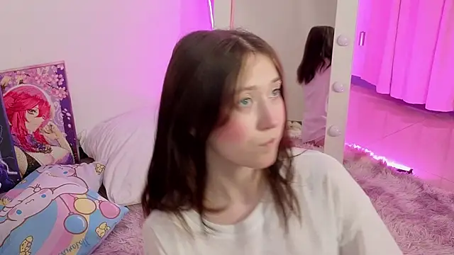 MmollyMay online show from 04/11/26, 10:19