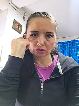 Snapshot of Alexamontiel_ chatting on 02/24/26, 06:50 Alexamontiel online show from 02/24/26, 06:50