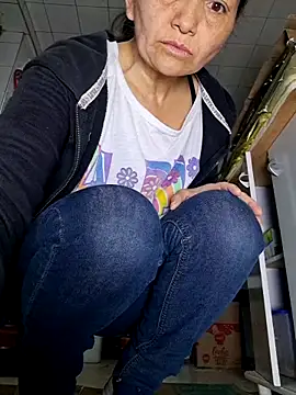 Snapshot of Alexamontiel_ chatting on 02/26/26, 01:54 Alexamontiel online show from 02/26/26, 01:54