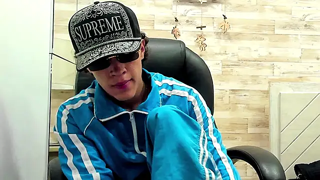 Snapshot of Jordi_Cooper chatting on 02/23/26, 03:59 Jordi Cooper online show from 02/23/26, 03:59