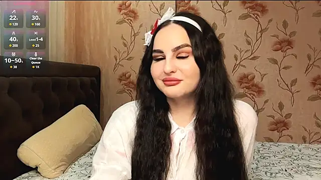 Snapshot of charmybae chatting on 02/19/26, 04:03 charmybae online show from 02/19/26, 04:03