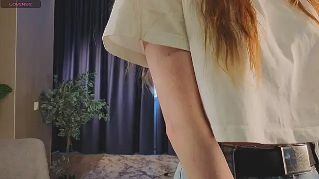 Snapshot of BuenaKaawa chatting on 02/20/26, 10:05 BuenaKaawa online show from 02/20/26, 10:05