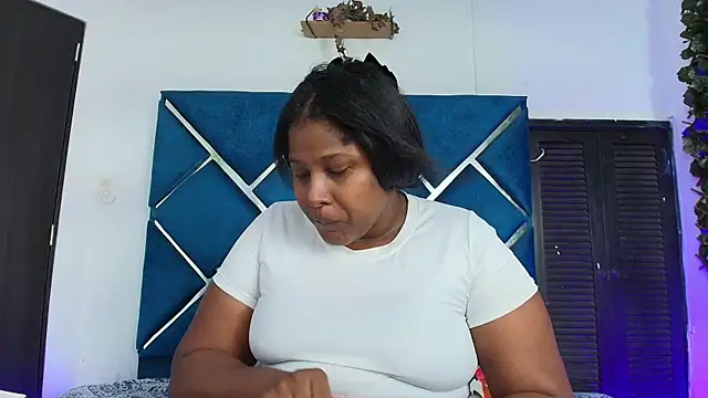 AlexaRousse4u online show from 06/06/26, 10:25