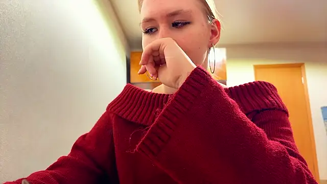 Snapshot of RoseBakeer chatting on 02/12/26, 08:37 RoseBakeer online show from 02/12/26, 08:37