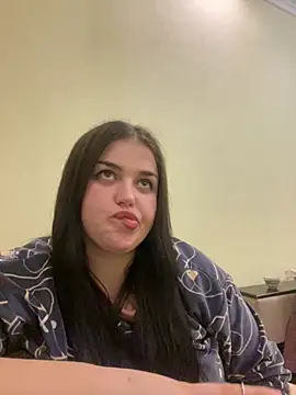 Snapshot of MilaKis chatting on 02/11/26, 08:14 MilaKis online show from 02/11/26, 08:14