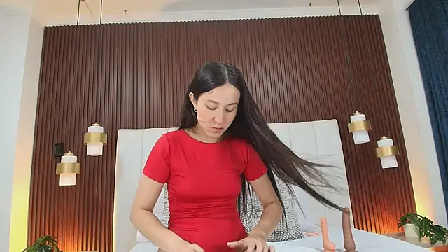 Brisa Silva online show from 03/03/26, 12:00