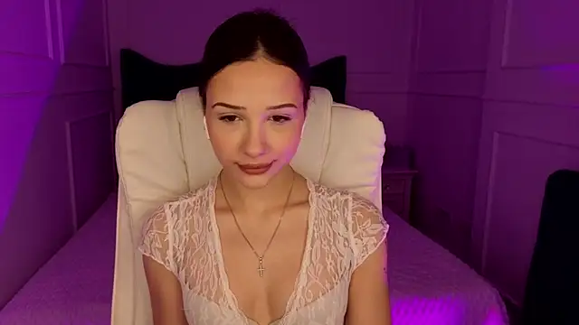 baby brunettee  online show from 03/22/26, 03:15